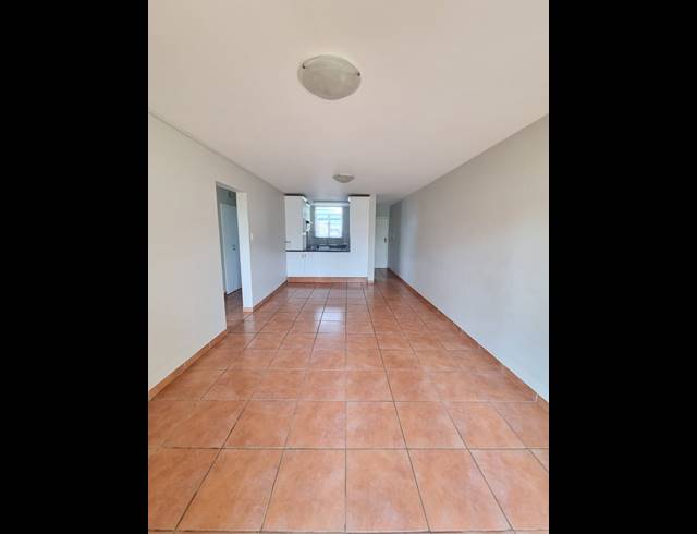 2 BEDROOM APARTMENT SOLD IN HILLCREST CENTRAL